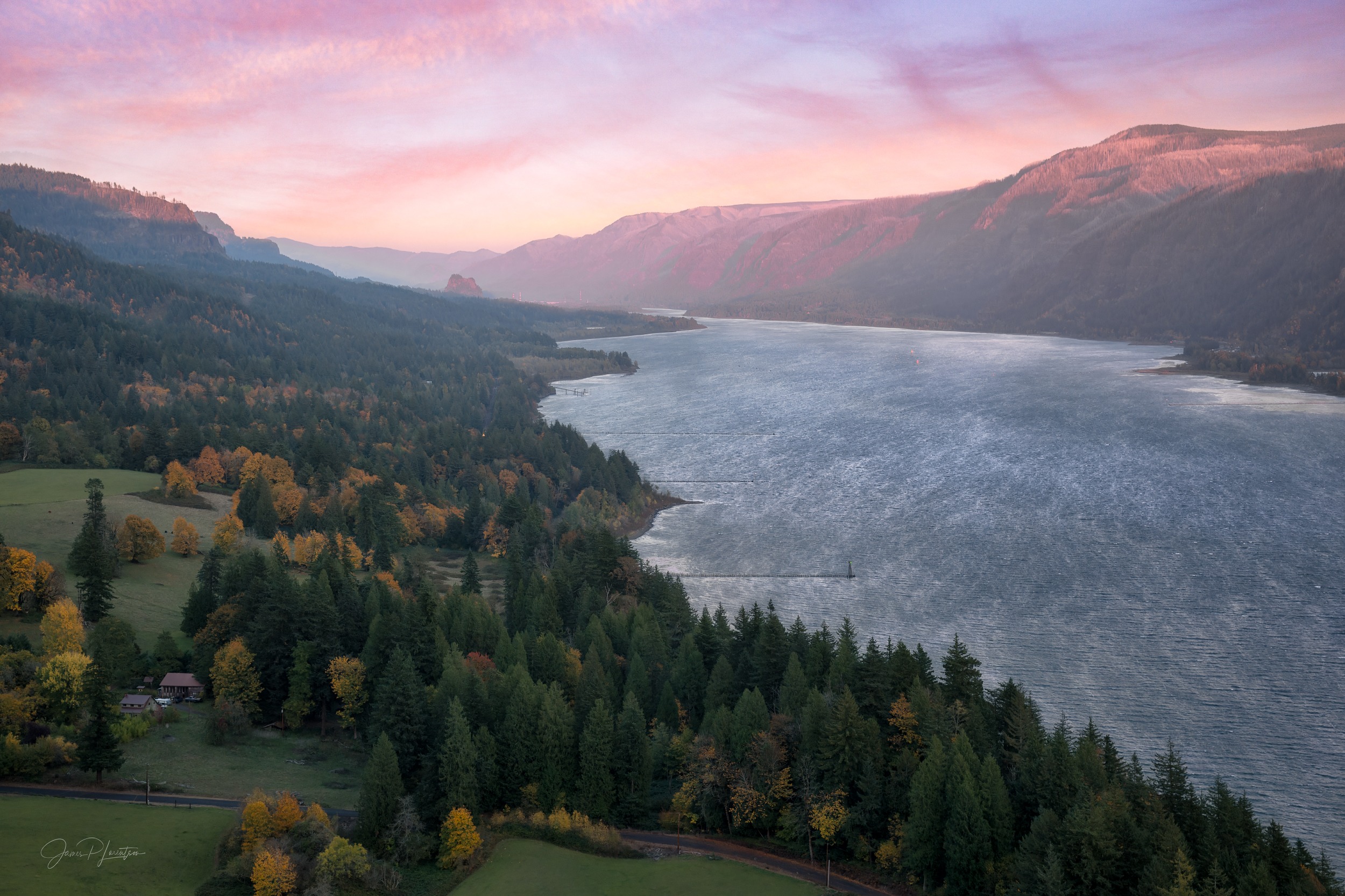 Columbia River Gorge (Hood River) fog photography
